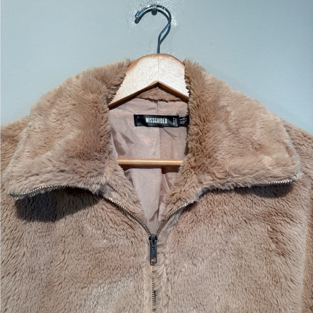 Missguided Blush Pink Faux Fur Bomber Jacket Women 4/S Soft Warm Casual Travel View 3